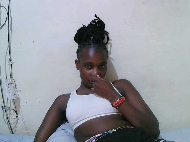 pritty-amber's BongaCams show and profile