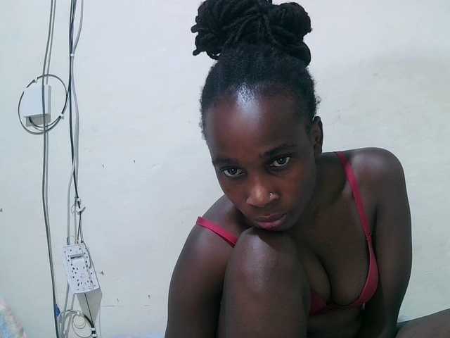 pritty-amber's BongaCams show and profile