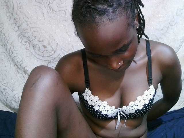 pritty-amber's BongaCams show and profile