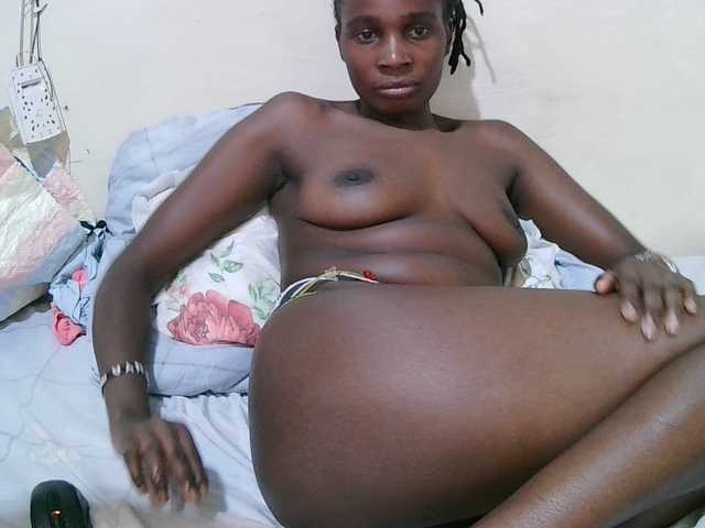 pritty-amber's BongaCams show and profile