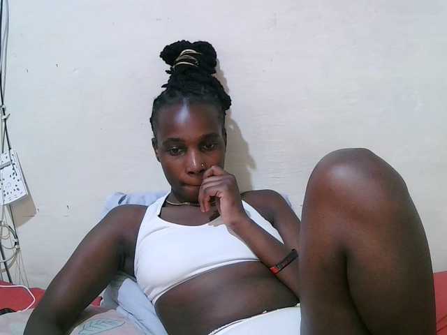 pritty-amber's BongaCams show and profile