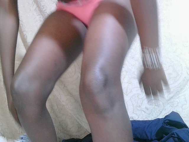 pritty-amber's BongaCams show and profile