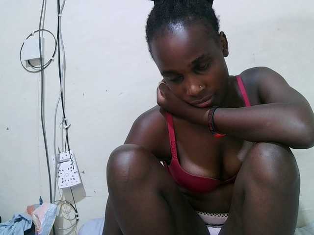 pritty-amber's BongaCams show and profile