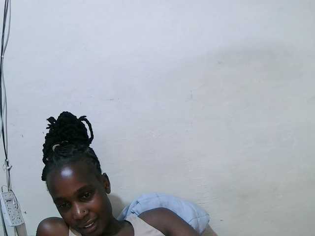 pritty-amber's BongaCams show and profile