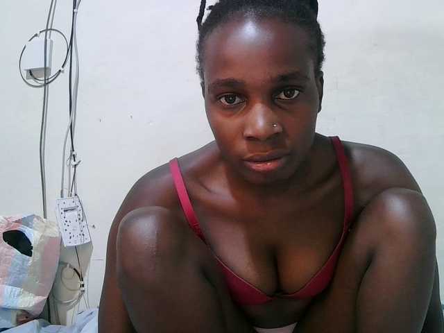 pritty-amber's BongaCams show and profile