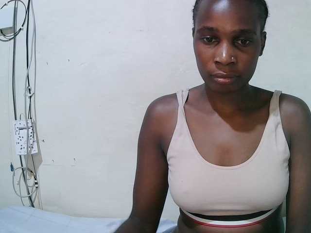 pritty-amber's BongaCams show and profile