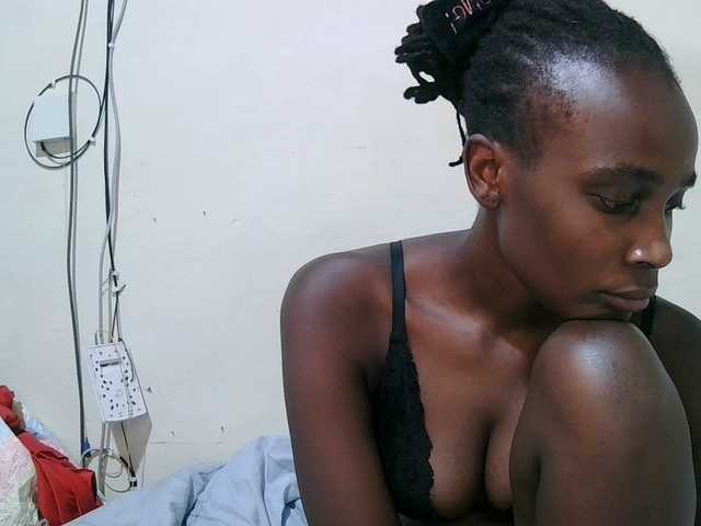 pritty-amber's BongaCams show and profile