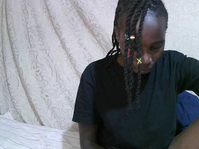 pritty-amber's BongaCams show and profile