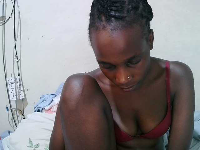 pritty-amber's BongaCams show and profile