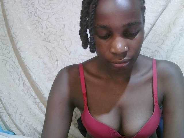 pritty-amber's BongaCams show and profile