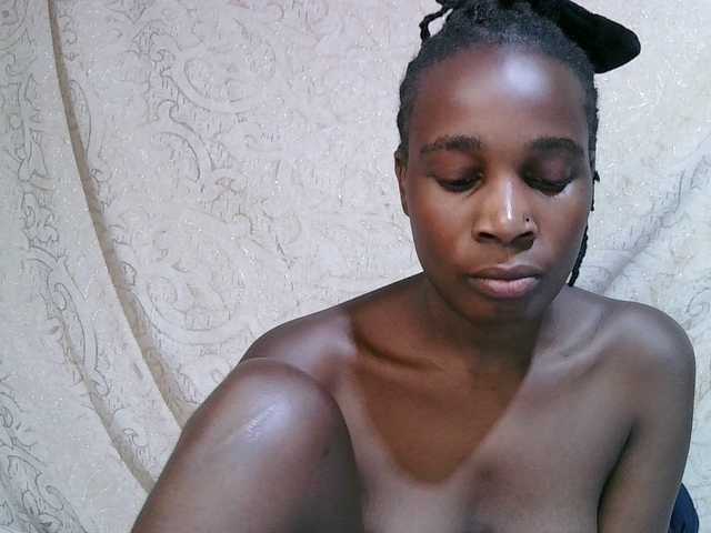 pritty-amber's BongaCams show and profile