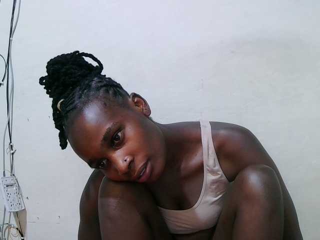 pritty-amber's BongaCams show and profile