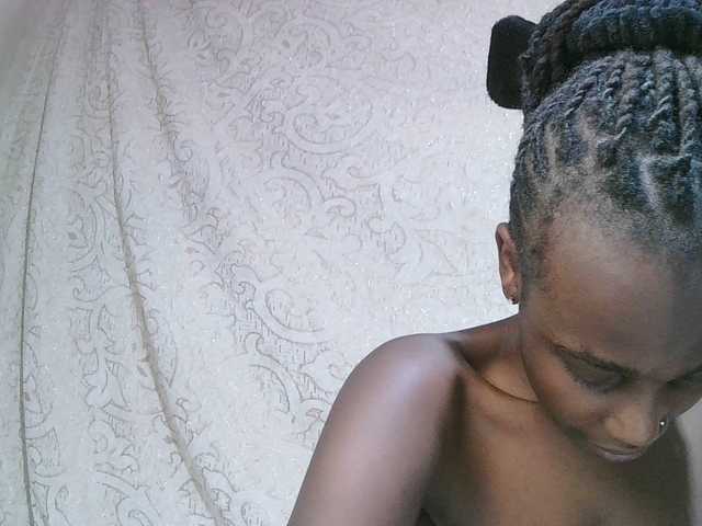 pritty-amber's BongaCams show and profile