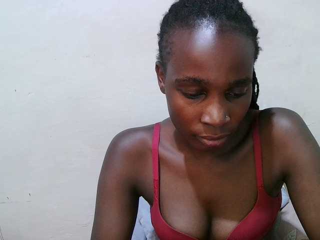 pritty-amber's BongaCams show and profile