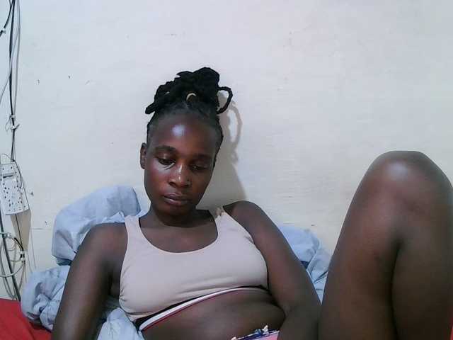 pritty-amber's BongaCams show and profile