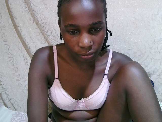 pritty-amber's BongaCams show and profile