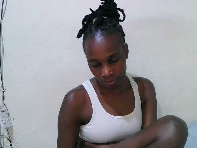 pritty-amber's BongaCams show and profile