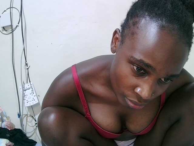 pritty-amber live cam profile