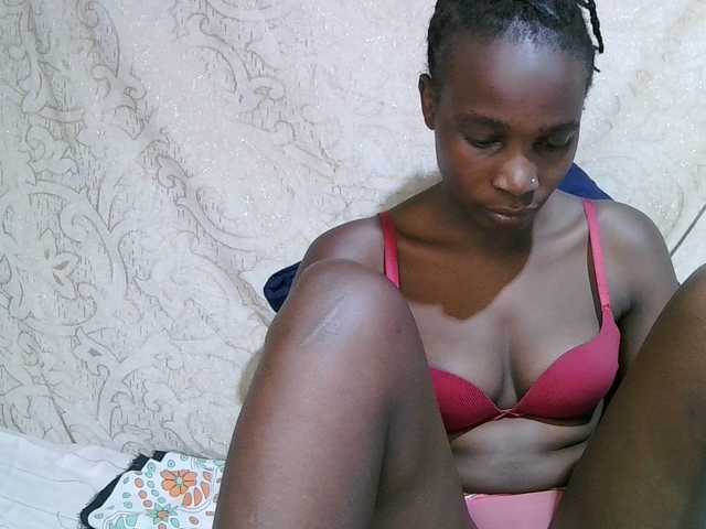 pritty-amber's BongaCams show and profile