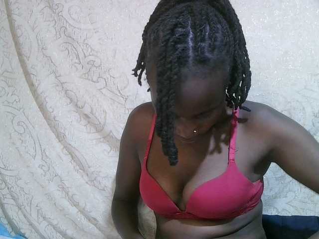 pritty-amber's BongaCams show and profile