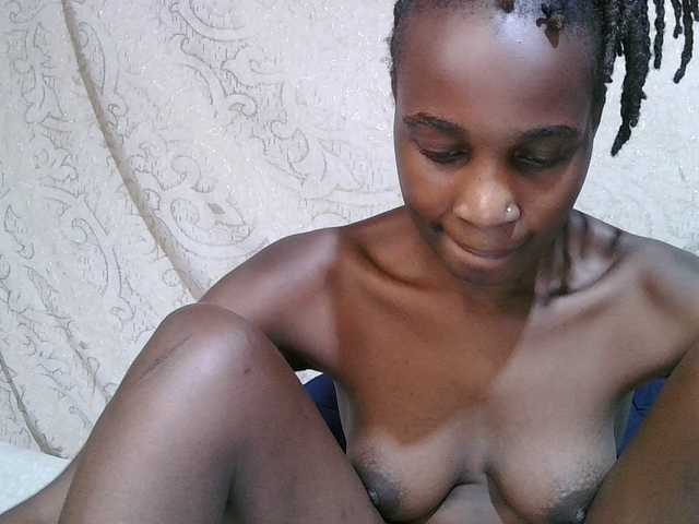 pritty-amber's BongaCams show and profile