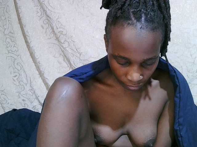 pritty-amber's BongaCams show and profile