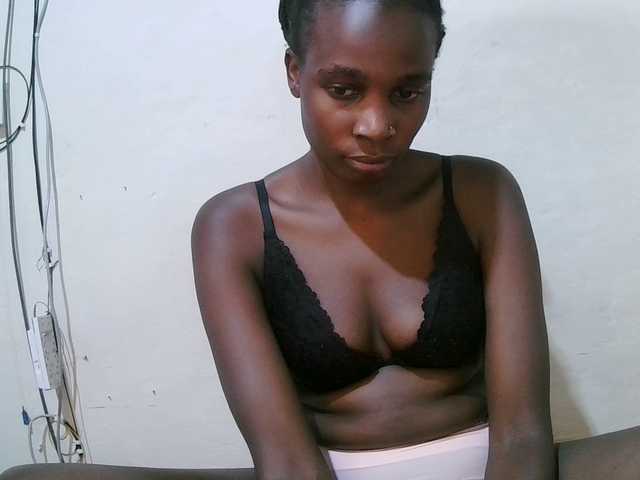 pritty-amber's BongaCams show and profile