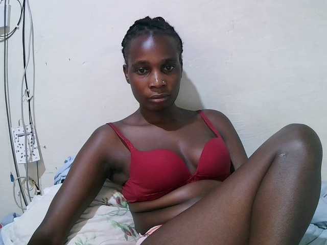 pritty-amber's BongaCams show and profile