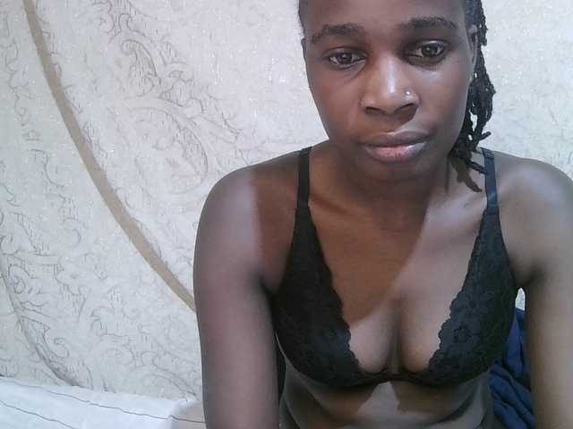 pritty-amber's BongaCams show and profile