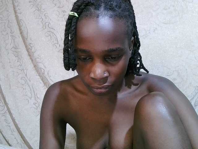 pritty-amber's BongaCams show and profile