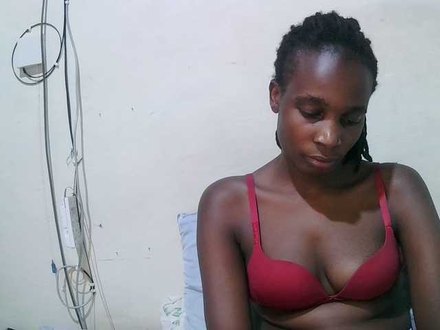 pritty-amber's BongaCams show and profile