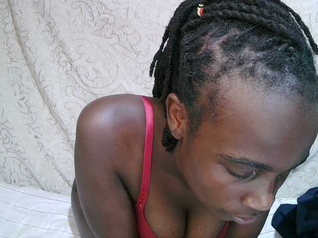 pritty-amber's BongaCams show and profile