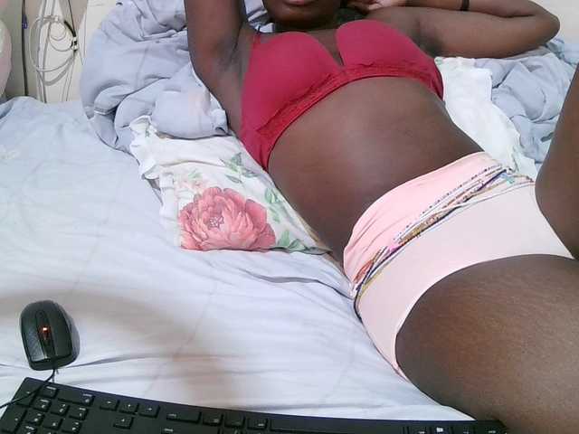 pritty-amber's BongaCams show and profile