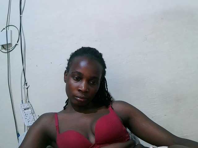 pritty-amber's BongaCams show and profile