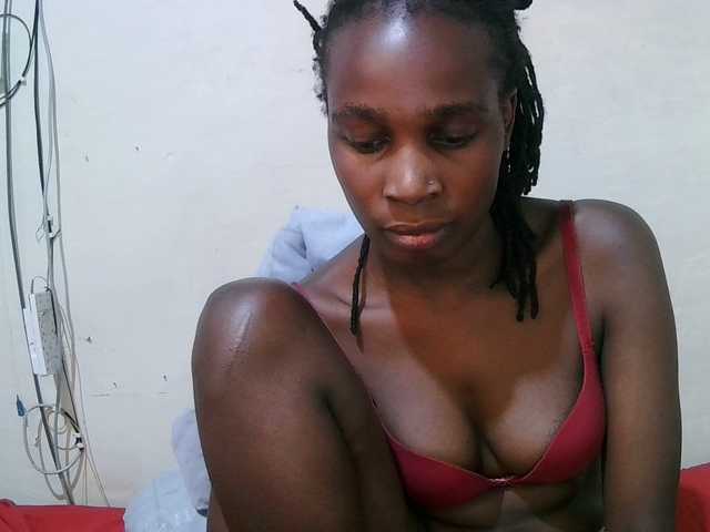 pritty-amber's BongaCams show and profile