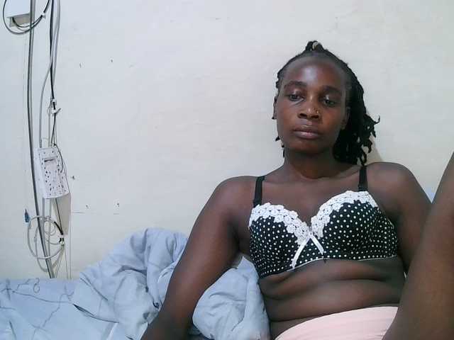 pritty-amber's BongaCams show and profile