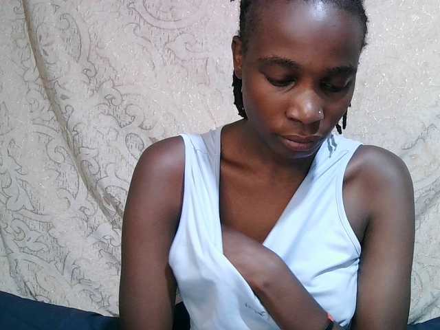 pritty-amber webcam bongacams model stream image