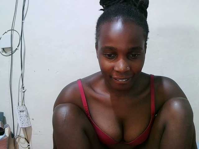 pritty-amber's BongaCams show and profile