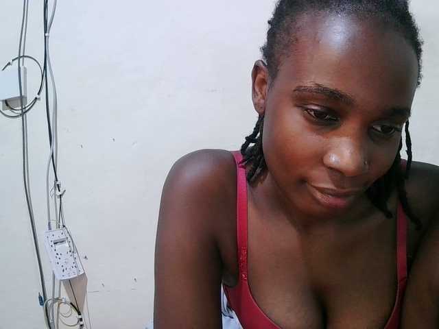 pritty-amber's BongaCams show and profile