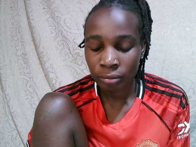 pritty-amber's BongaCams show and profile