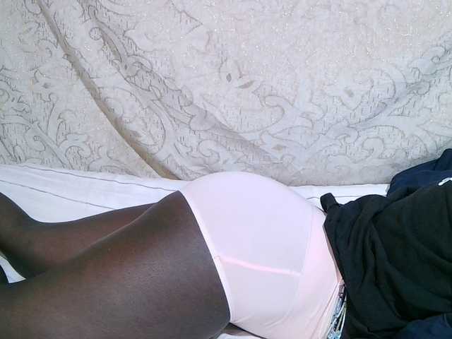 pritty-amber's BongaCams show and profile