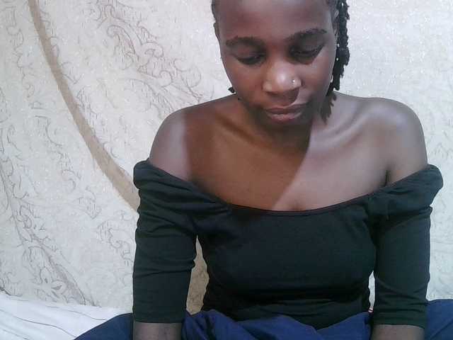 pritty-amber's BongaCams show and profile