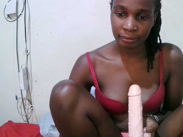 pritty-amber's BongaCams show and profile