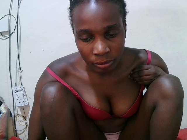 pritty-amber's BongaCams show and profile