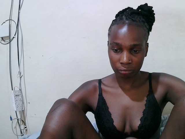 pritty-amber's BongaCams show and profile