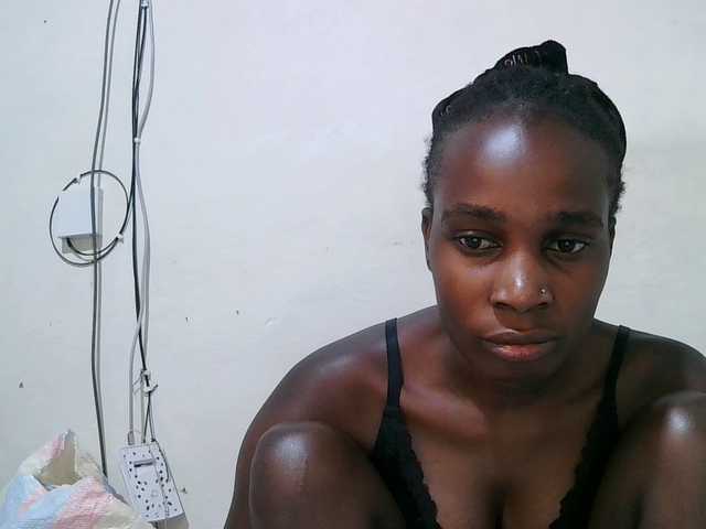 pritty-amber's BongaCams show and profile