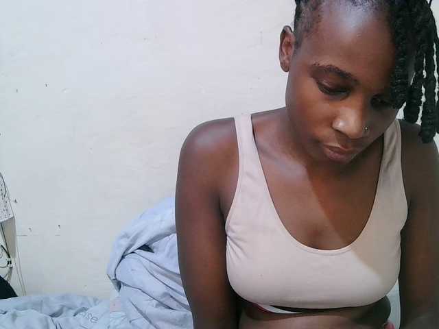 pritty-amber's BongaCams show and profile