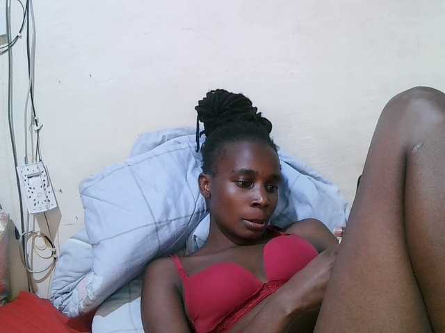 pritty-amber's BongaCams show and profile