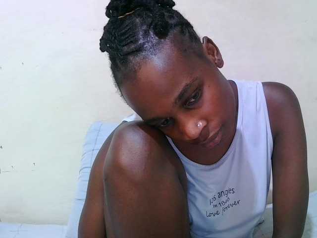 pritty-amber's BongaCams show and profile