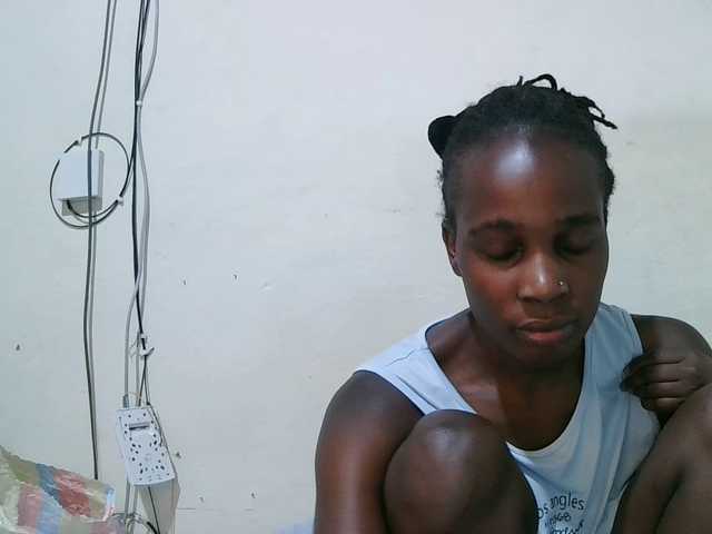 pritty-amber's BongaCams show and profile